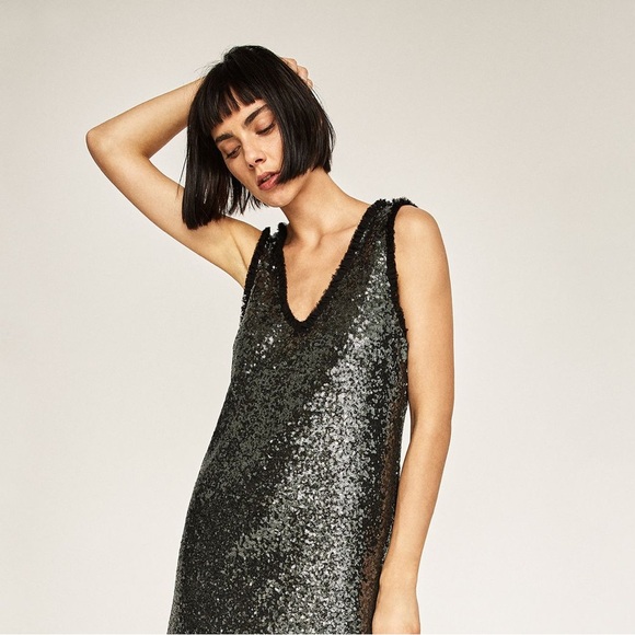 ⛓️ ZARA - Women’s Sequin Mini Dress with Low Back - Size M ⛓️ - Picture 7 of 7